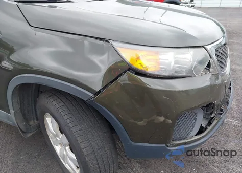 2011 Kia Sorento Lx V6 from USA, damaged, VIN 5XYKT4A27BG139742